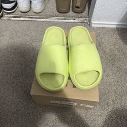 Yeezy Slides Size 12
