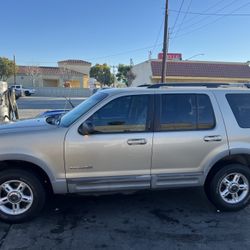 2002 Ford Explorer