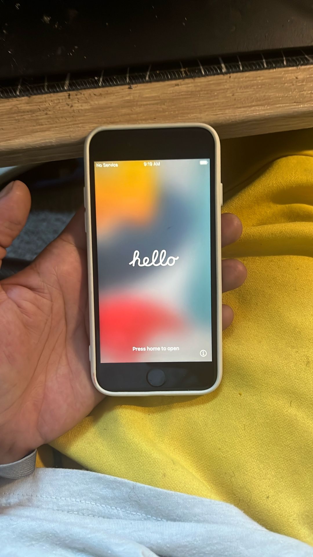 iPhone S