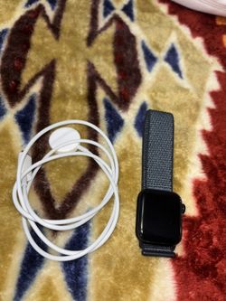 Apple Watch SE 2 40mm