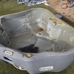Free Broken Hot Tub