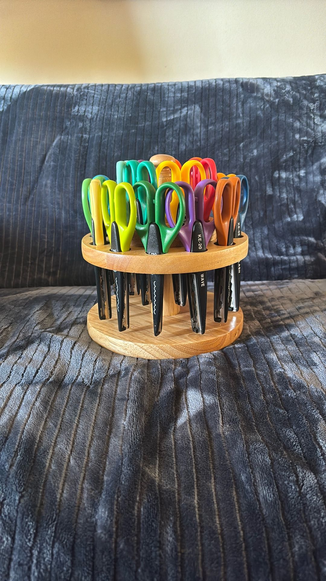 Craft Scissors Karry All Handle 18 Scissors