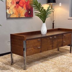 🟫 Mid-Century Solid Wood Credenza / Media Console — 72"