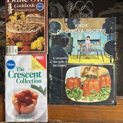 3 VINTAGE COOKBOOKS 