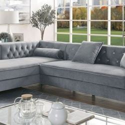 Brand New Grey Sectional w Storage Chaise Lounge (Pillows Included)