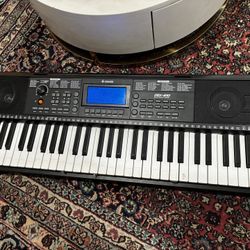 Donner DEK-610 Electric Keyboard Piano