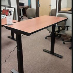 Cherry Electronic Sit-Stand Desk 24" × 48"