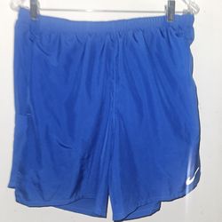 Brand New Mens Nike Size M