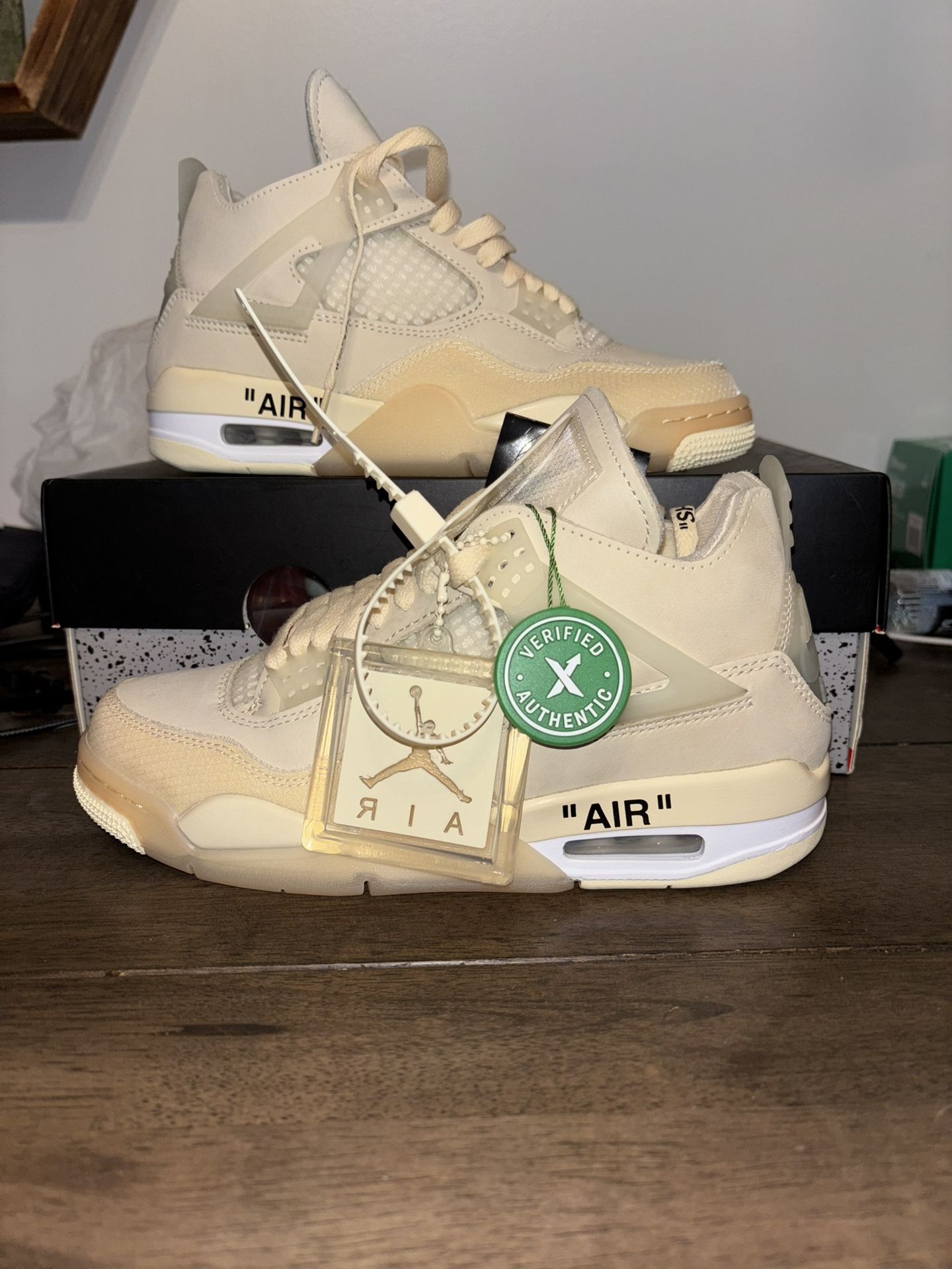 New Jordan 4 Off White Sail Size 5.5 Men’s Women’s 7