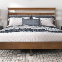 Arlene queen platform bed