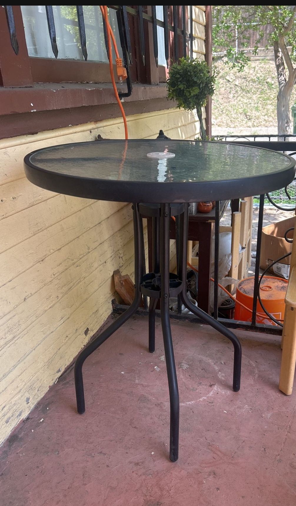 Round Patio Glass Table