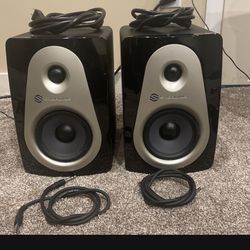 2 Sterling Audio MX 5 5” Studio Monitors