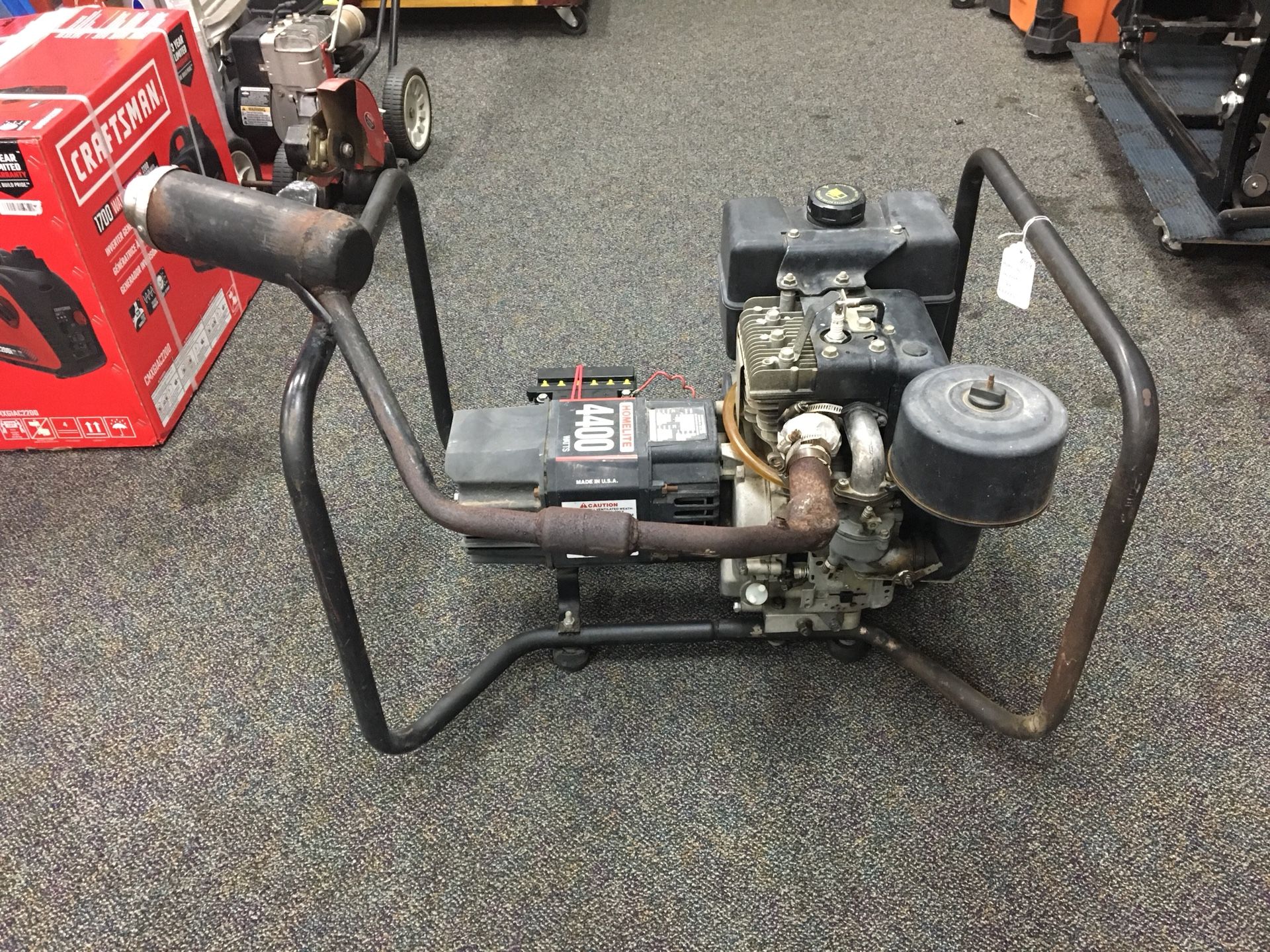 Homelite 4400 Watt Generator 8HP Briggs & Stratton for Sale in