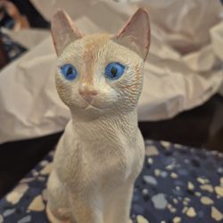 Cat For Table Or Shelf Decor 