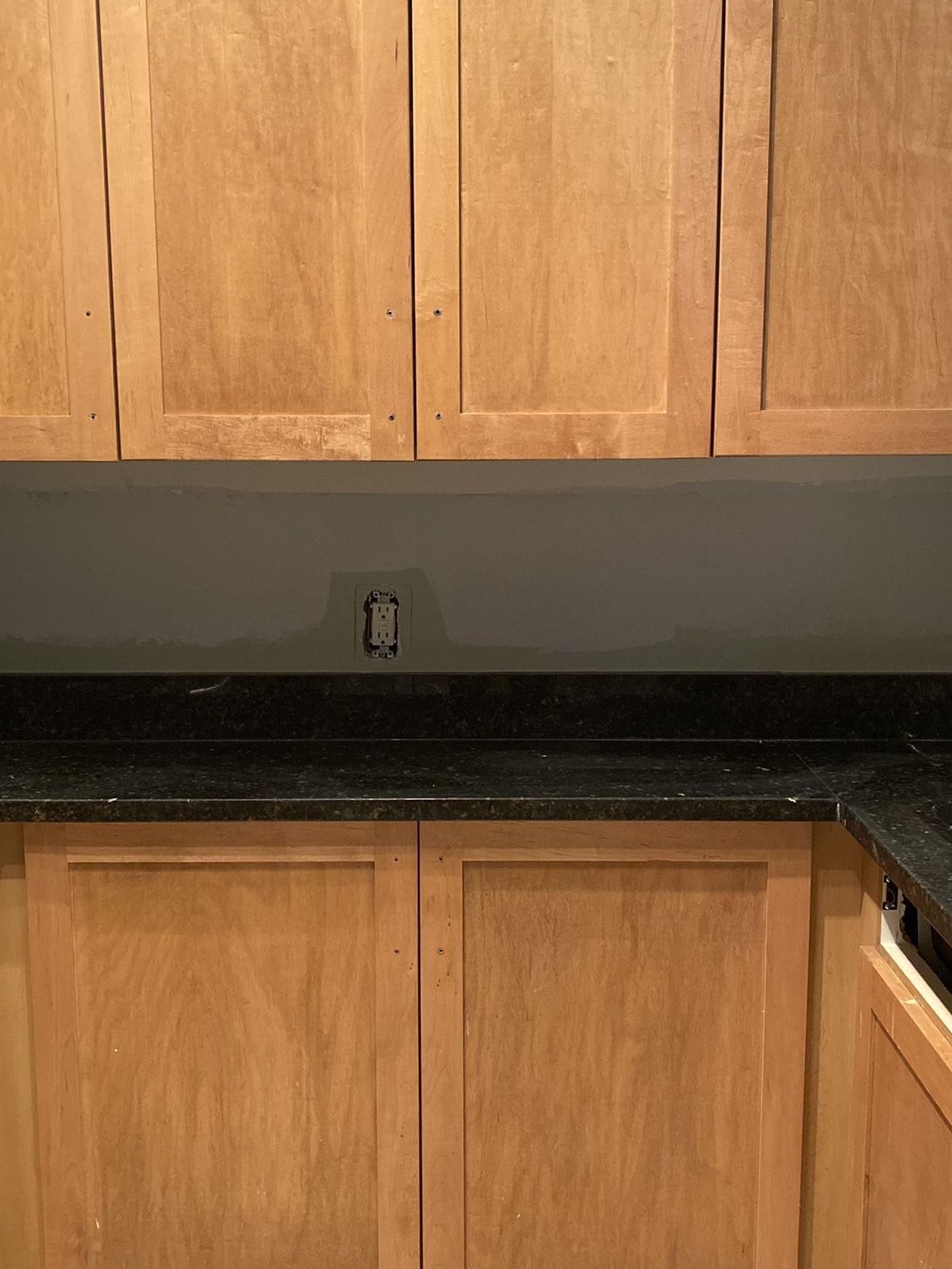 Kitchen Cabinets and Granite