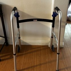 Foldable walker like new