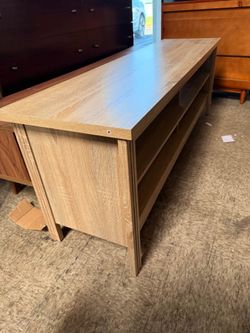 Tv console entertainment center