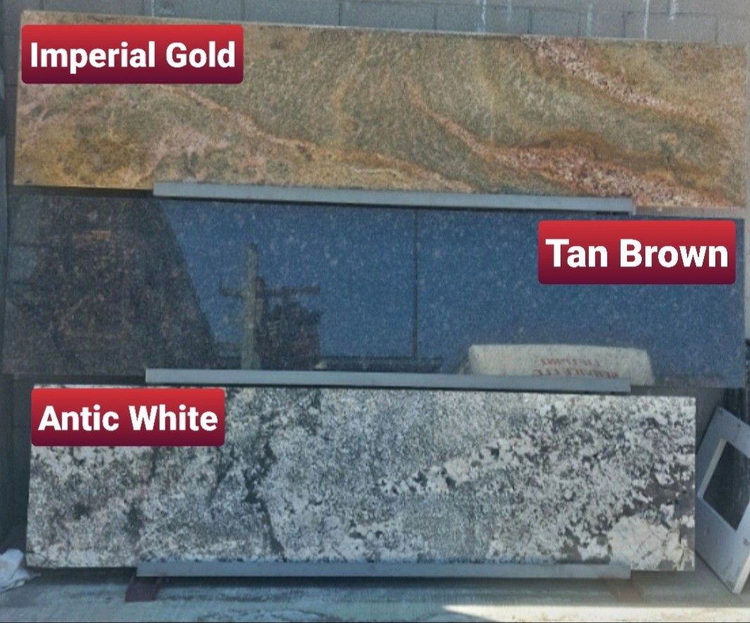 QUARTZ AND GRANITE KITCHEN COUNTERTOPS