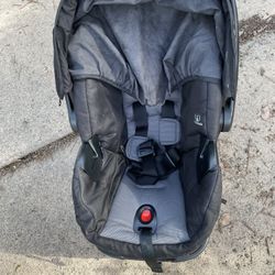 Britax Infant/newborn Car Seat