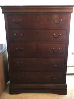 Broyhill 5 Drawer Tall Dresser