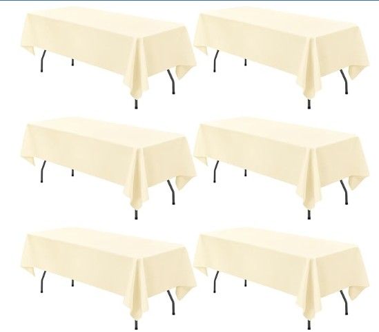 12 Beige Tablecloths
