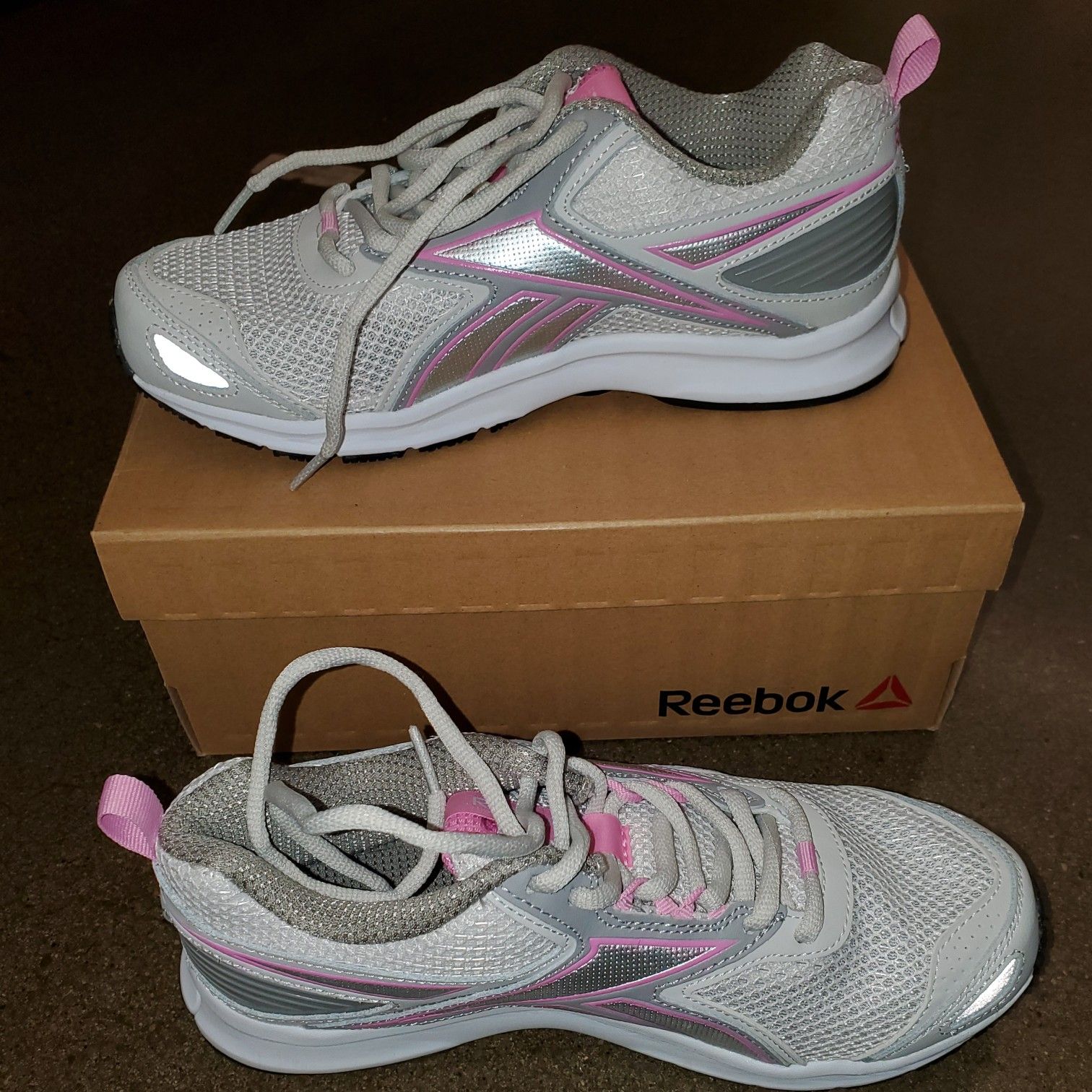 Reebok Women Shoes - Size 7US