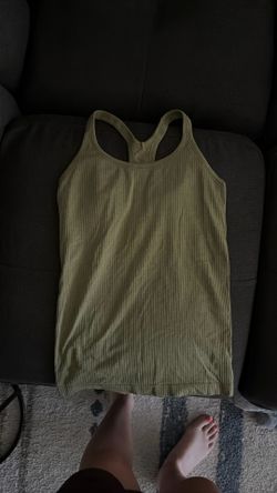 Green lululemon tank top