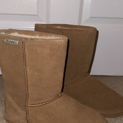 Boots bear paw