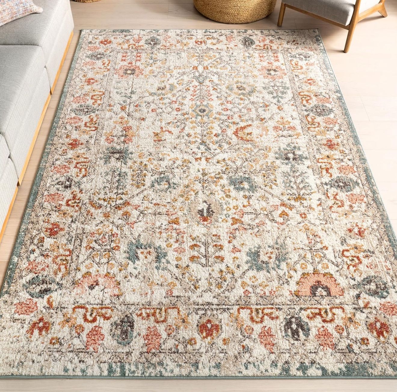 "NEVER USED" Oriental Style Area Rug (8'x10') "PENDING"