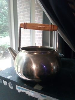 Copper tea pot no lid
