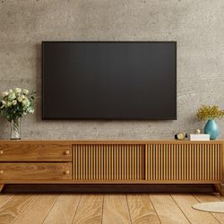 Mount TVs 