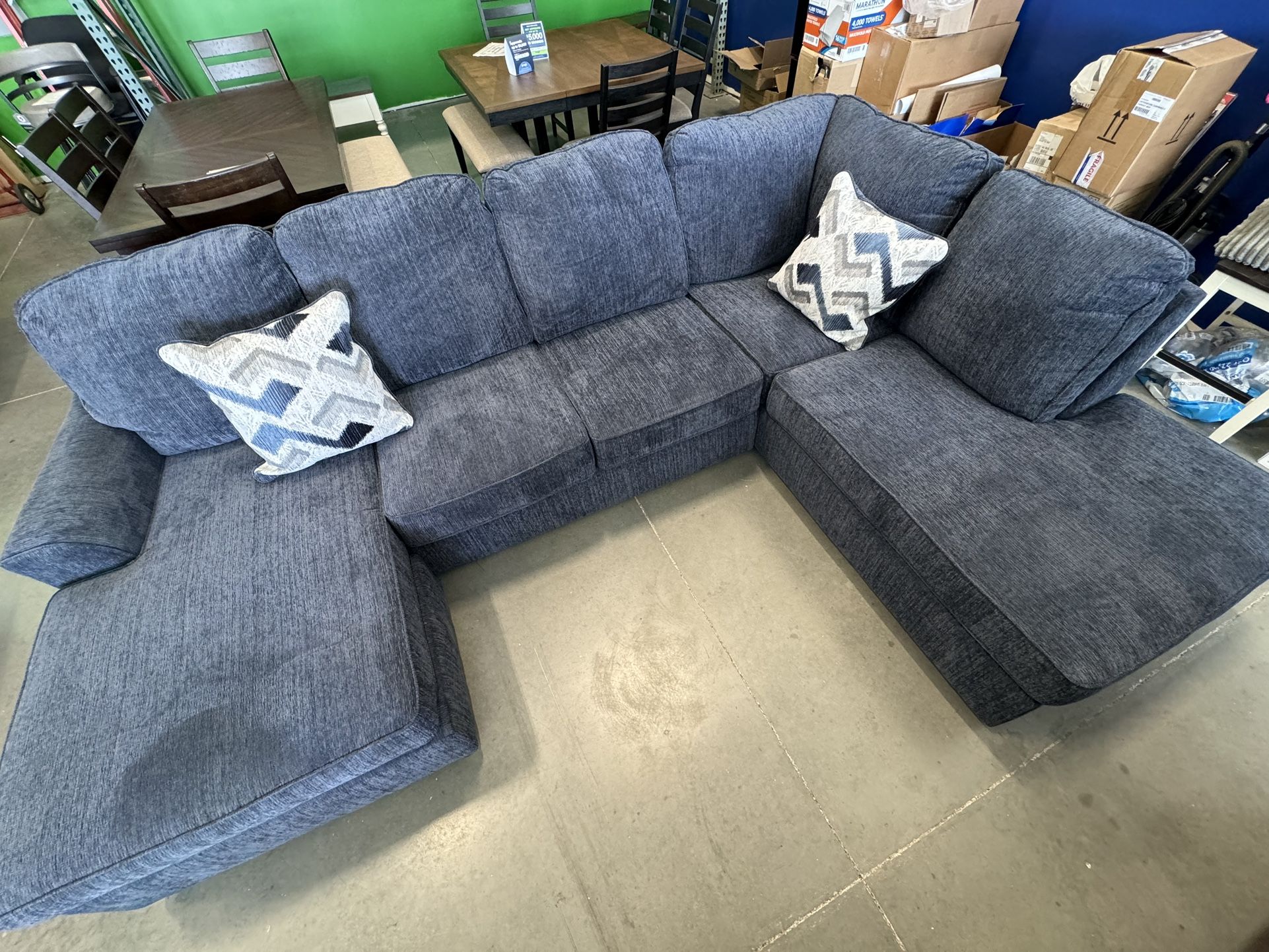 BLUE SECTIONAL! 70% Off Retail