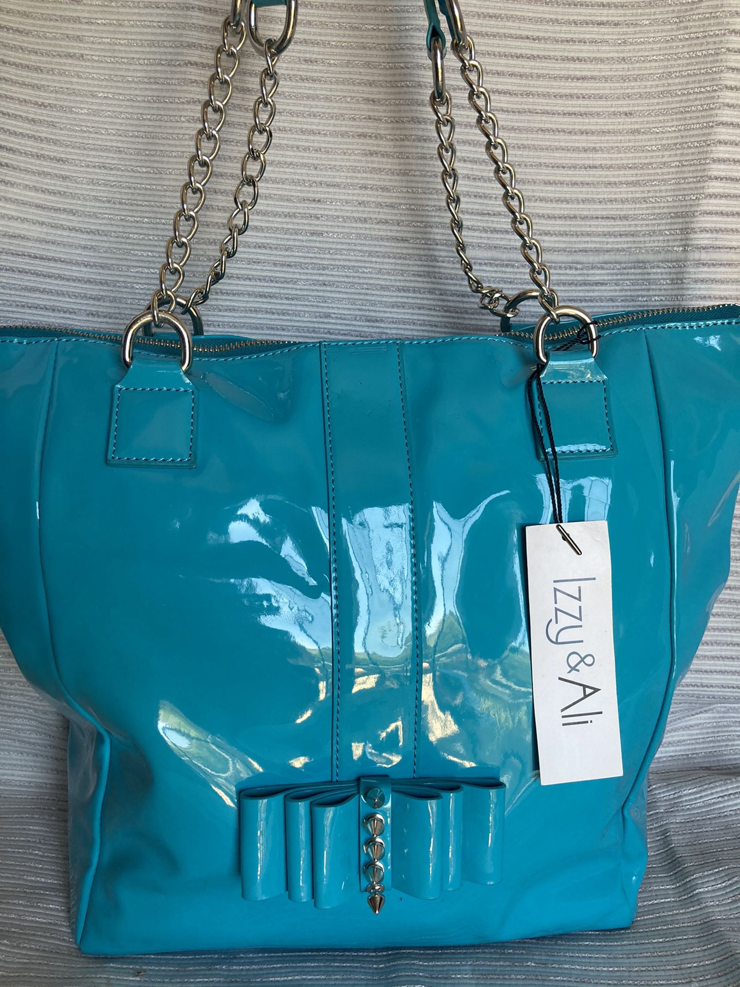 Izzy & Alli Turquoise Silver Tote Bag NWT
