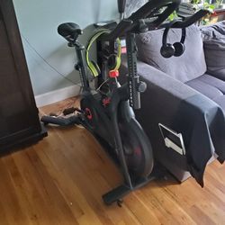 Echelon Spin bike exercise bike