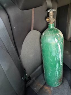 Helium tank