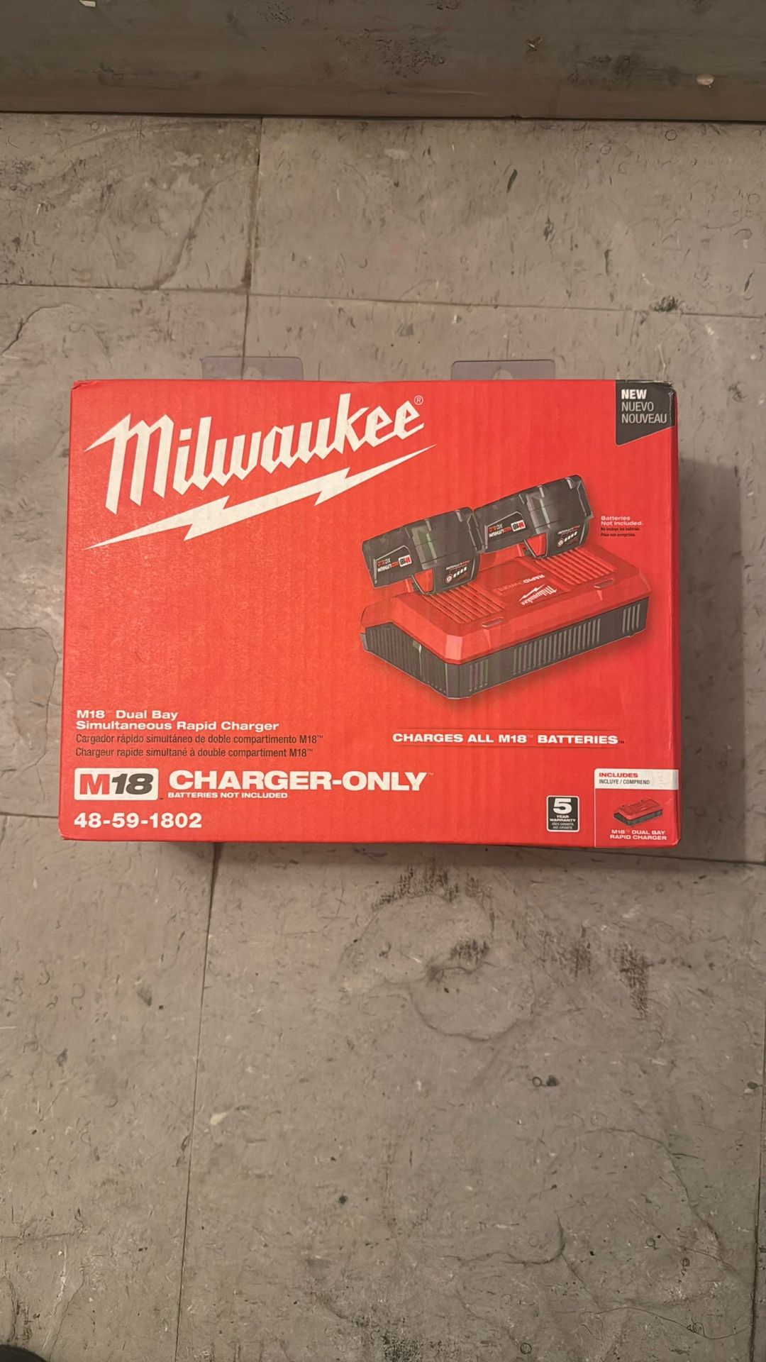 M18 Dual Bay Simultaneous Rapid Battery Charger 