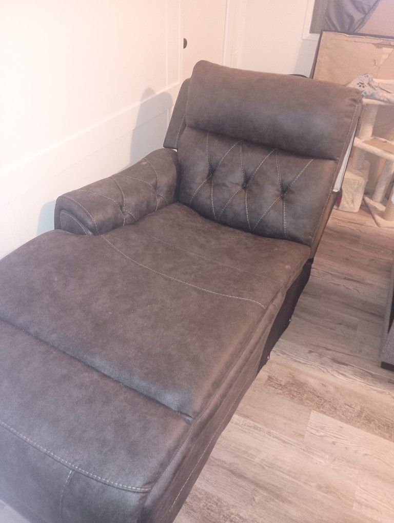 Lounge Chair