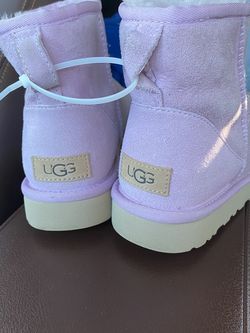 UGGS