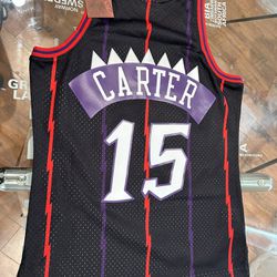 Vince Carter Jersey Size Medium 110$