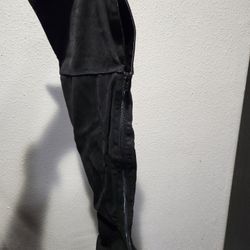 Black Over The Knee Boots 👢 