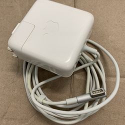Apple Macbook 45W Charger 
