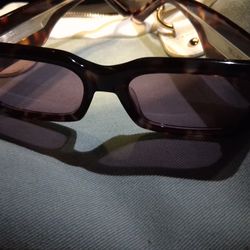 quay sunglasses