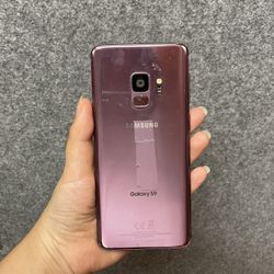 Samsung Galaxy S9 | Unlocked | Comes with store warranty| Free Cable & Charger | Unlocked | Comes with store warranty| Free Cable & Charger 