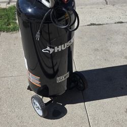 Compresor Husky 20  Galones Electric 