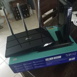 TP Link Router + Netgear Modem Bundle 