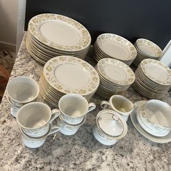 Royal Wentworth China