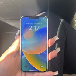 iPhone 13