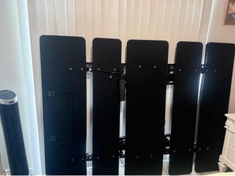 Queen sized adjustable bed base