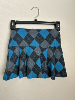 Girl’s Argyle pattern pleated mini skirt Size small