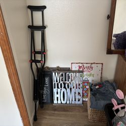 Moving sale